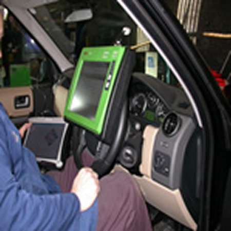 Image: Laptop in car